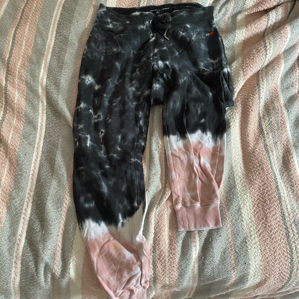 Tommy Hilfiger joggers